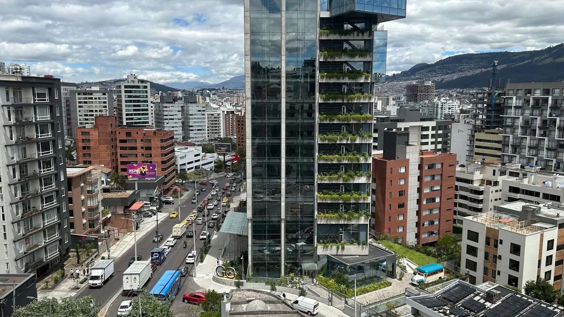 Amplio Loft Duplex Sector Hotelero Y Financiero De Quito